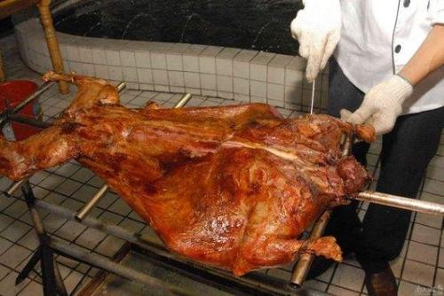 新疆特产烤羊肉 新疆特产什么羊肉好吃
