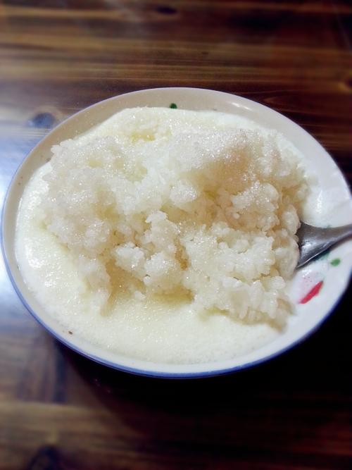 内蒙古特产炒米酸奶糖 内蒙锡盟酸奶炒米糖