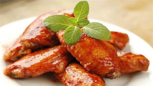 传统盐焗鸡翅梅州客家特产 梅州盐焗鸡翅正宗制作方法
