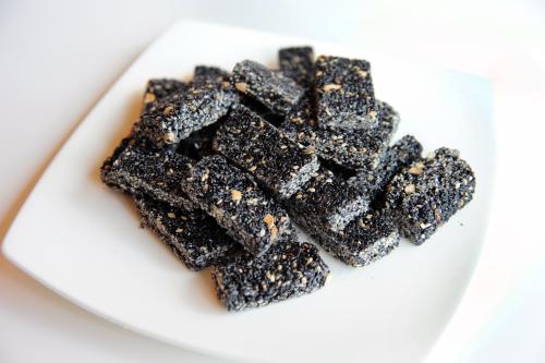 黑芝麻糖酥制作方法杭州特产 杭州特产黑芝麻酥饼怎么吃的
