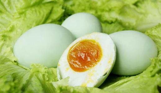 黑黄臭咸鸭蛋哪里的特产 咸鸭蛋是哪里的特产