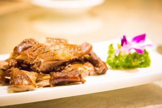 熏腊肉属于哪里特产 中国哪个省的腊肉最正宗