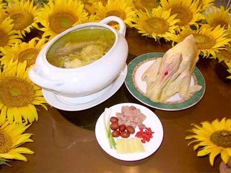 漳州炖汤特产 漳州最出名的四果汤
