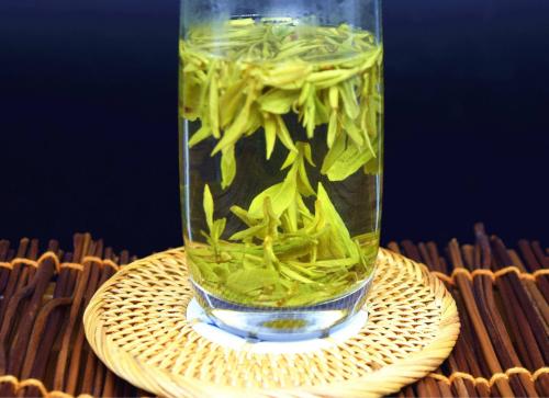 杭州特产西湖龙井茶价格表图 杭州西湖特级龙井茶一斤多少钱
