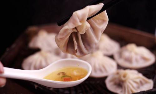 蟹黄灌汤饺是哪里特产 灌汤蒸饺汤哪里来的