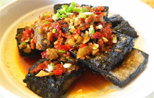 湖南特产血豆腐是怎么做的 湖南人做血豆腐怎么做