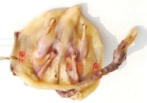 安徽特产板鸭咸味 安徽的板鸭是最好吃的吗