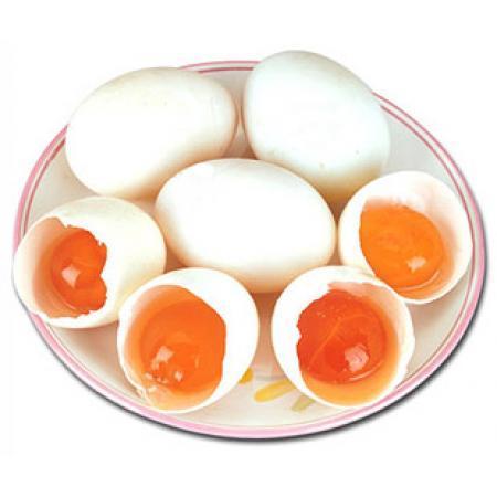 丹东特产黄泥腌制鸭蛋 哪里找腌制鸭蛋的黄泥巴