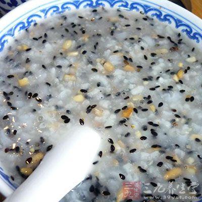 广西特产芭蕉叶红糖糯米糍 广西灵山芭蕉叶糍粑做法