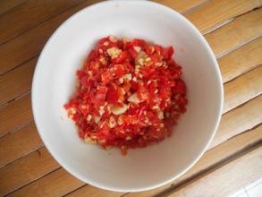 农村特产腌制辣椒 腌制油焖辣椒的做法