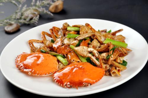 螃蟹苏州特产美食 