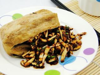 贵州特产小吃包浆豆腐 