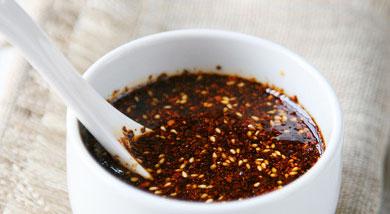 贵州特产折耳根油辣椒怎么做 铜仁折耳根辣椒油做法