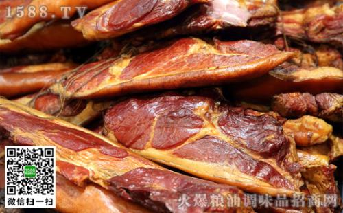 家乡土特产贵州烟熏腊肉出炉 贵州正宗烟熏腊肉第一名