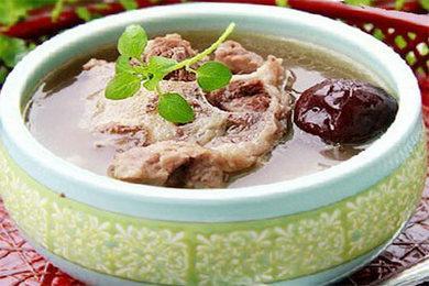 简阳传统特产羊肉汤发展之路 简阳当地人吃的羊肉汤