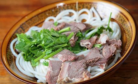羊肉煮馍属于陕西哪里的特产 肉夹馍是陕西哪里的特产