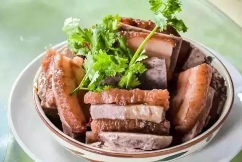 广东罗定特产芋头扣肉 广东阳江芋头扣肉的做法