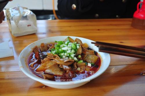 贵州特产麻辣炸土豆怎么做好吃 贵州正宗油炸土豆的做法