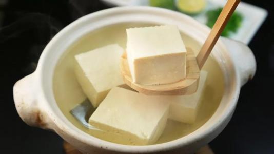 贵州土特产灰豆腐照片 贵州特产最出名霉豆腐