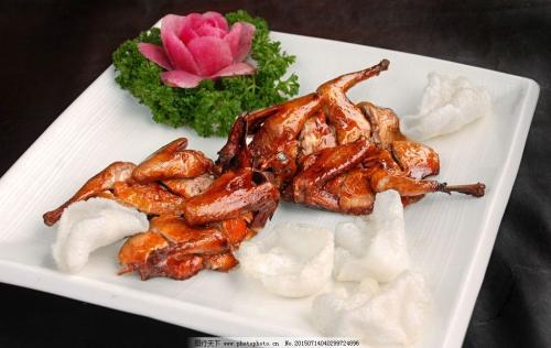 新疆特产美食导游词 对新疆特色美食的赞美