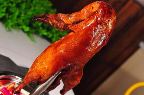 烤鸭特产介绍 烤鸭是深圳的特产吗