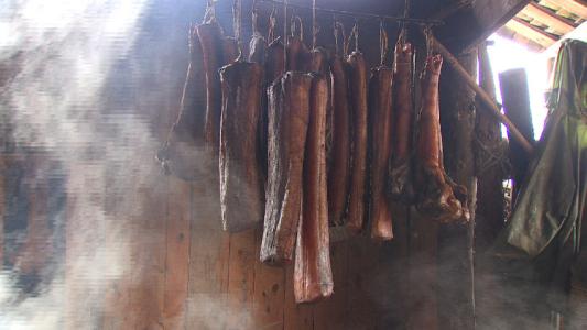 湘西特产土家腊肉多少钱 湖南省湘西烟熏腊肉多少钱一斤