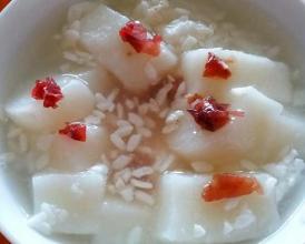 湖南特产糍粑生胚子怎么吃的 湖南特产糯米糍粑放什么煮好吃