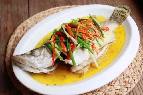 中国特产臭鳜鱼闻着臭吃着香 安徽人最喜欢吃的臭鳜鱼品牌