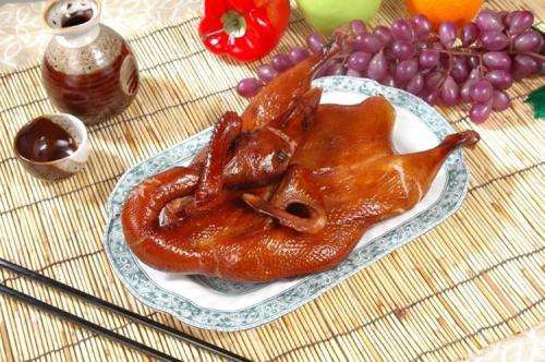 湖南仙都特产酱板鸭 湖南特产酱板鸭哪里买的比较好吃