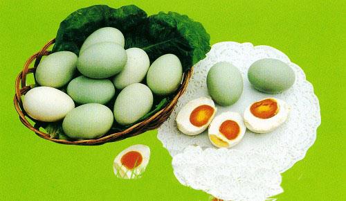 咸鸭蛋是哪里的特产美食 十大好吃的咸鸭蛋